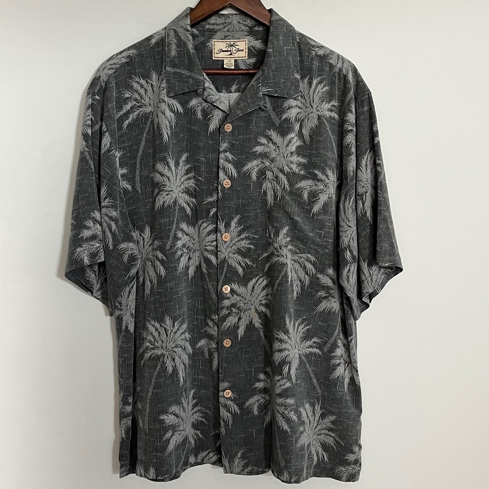 Jamaica Jaxx Mens Large Silk Camp Shirt Gray Palm Tree Print Tropical Button Up